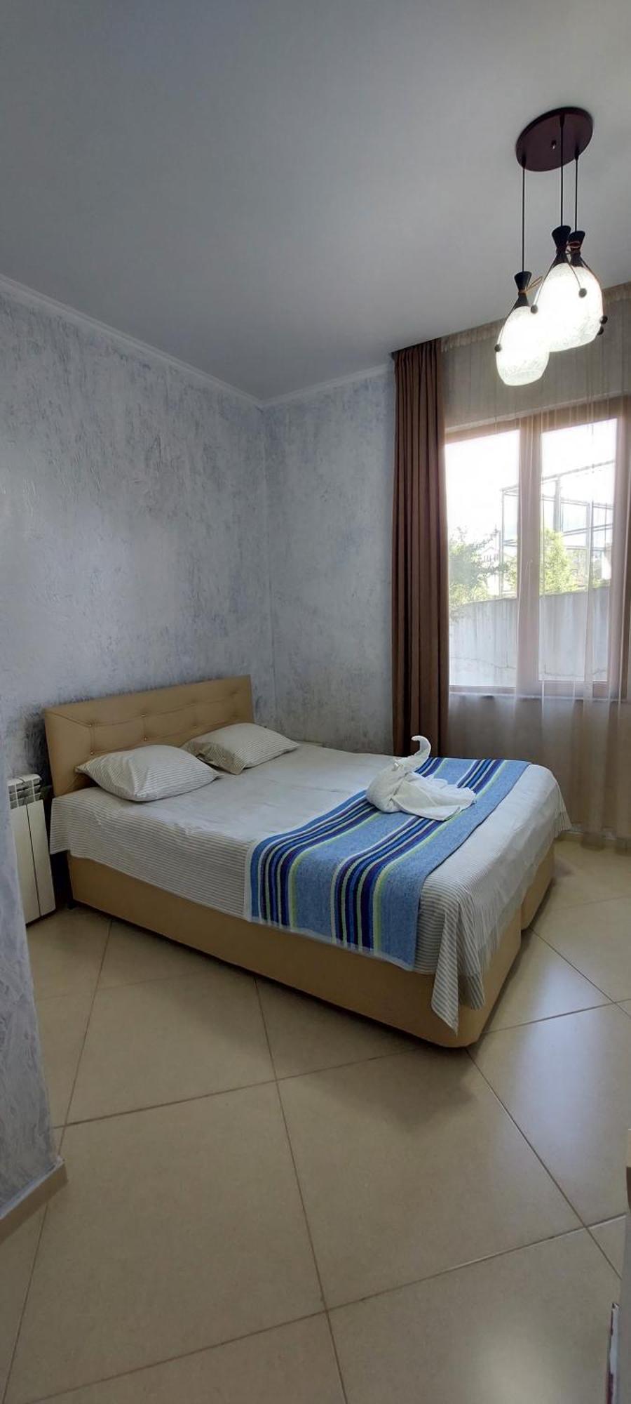 Hotel Ergo Batumi Bagian luar foto