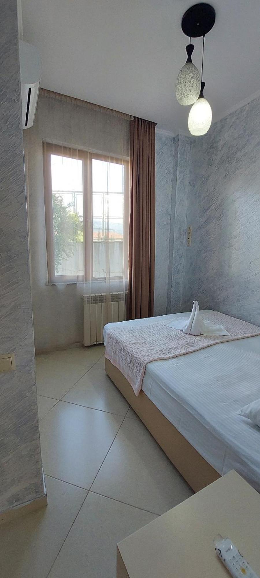 Hotel Ergo Batumi Bagian luar foto