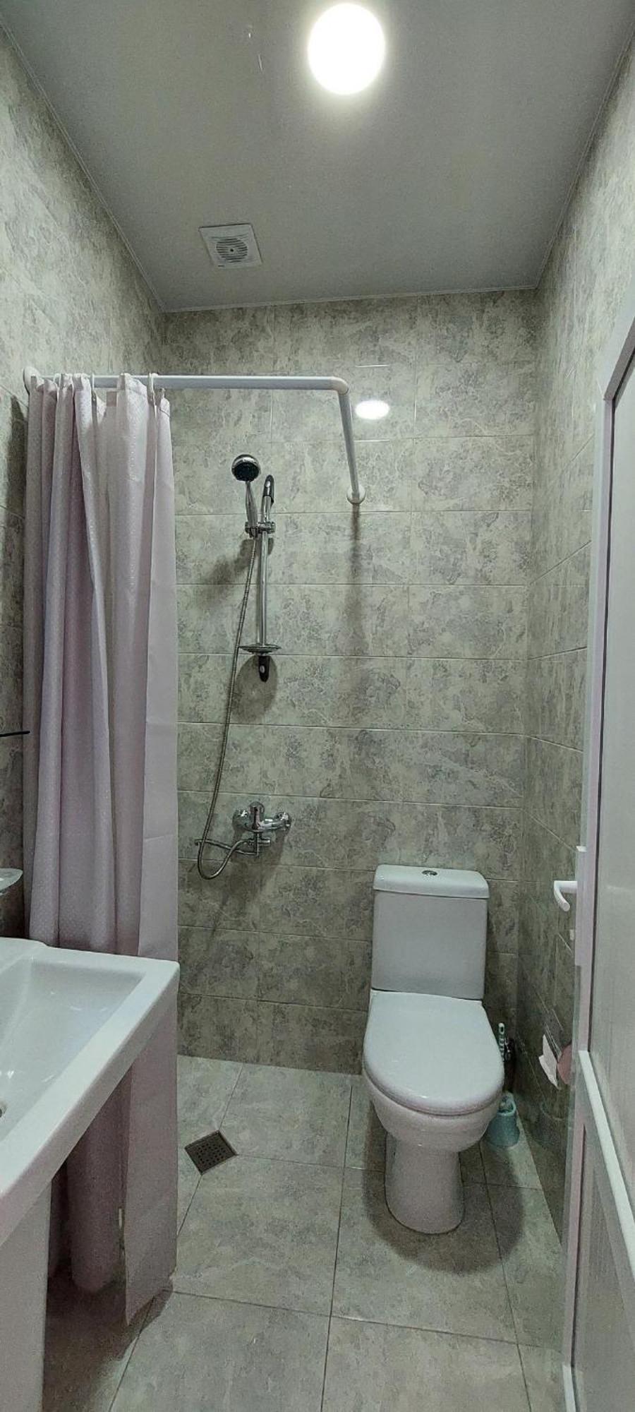 Hotel Ergo Batumi Bagian luar foto