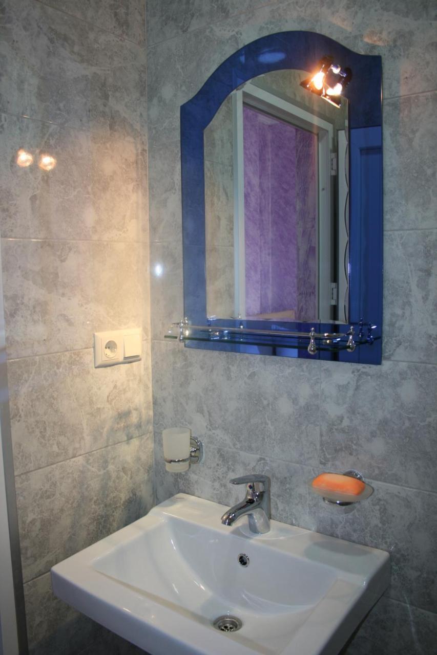 Hotel Ergo Batumi Bagian luar foto