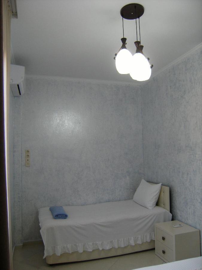 Hotel Ergo Batumi Bagian luar foto